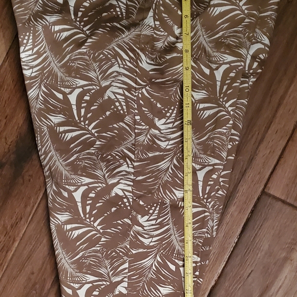 Talbots Petite Taupe/ Creme Pants Size 14 P - Picture 2 of 2